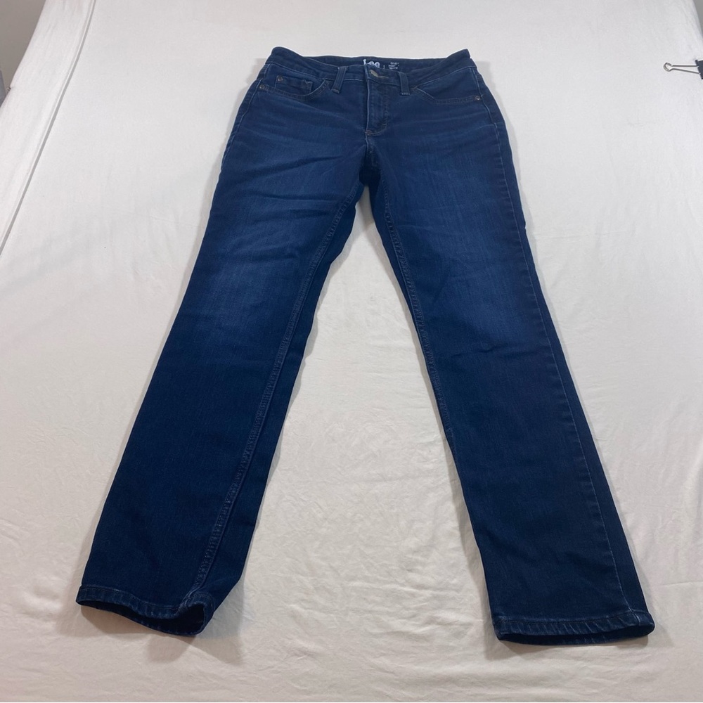 Lee jeans Women’s 6 regular fit Straight fit Mid Rise dark denim jeans stretch